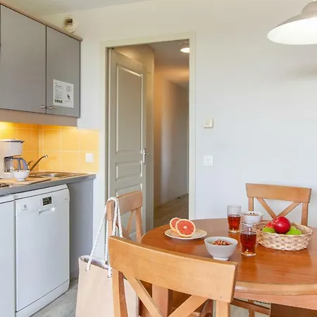 Aparthotel Pierre & Les Rives De La Seugne 3*