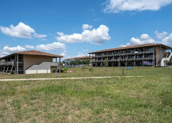 Résidence Pierre&vacances Les Rives De La Seugne 3*