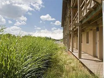 Pierre & Les Rives De La Seugne